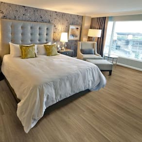 Piso Vinílico em Régua Tarkett Ambienta Liso 3mm x 18,4cm x 95cm m² - caixa com 3,32m2 - Cedro
