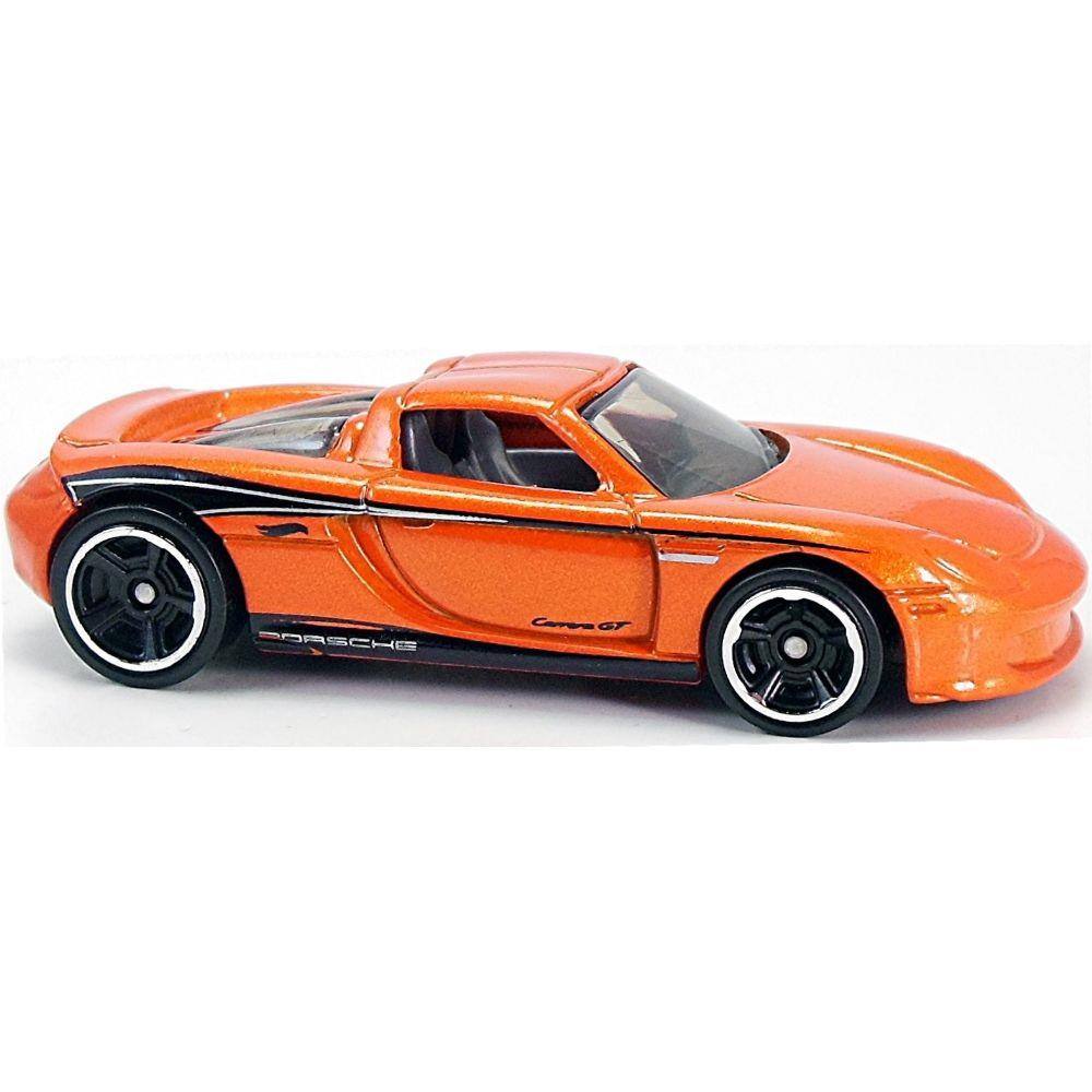 Um carrinho da Hot Wheels ou um Porsche 911 Carrera 4S zero km