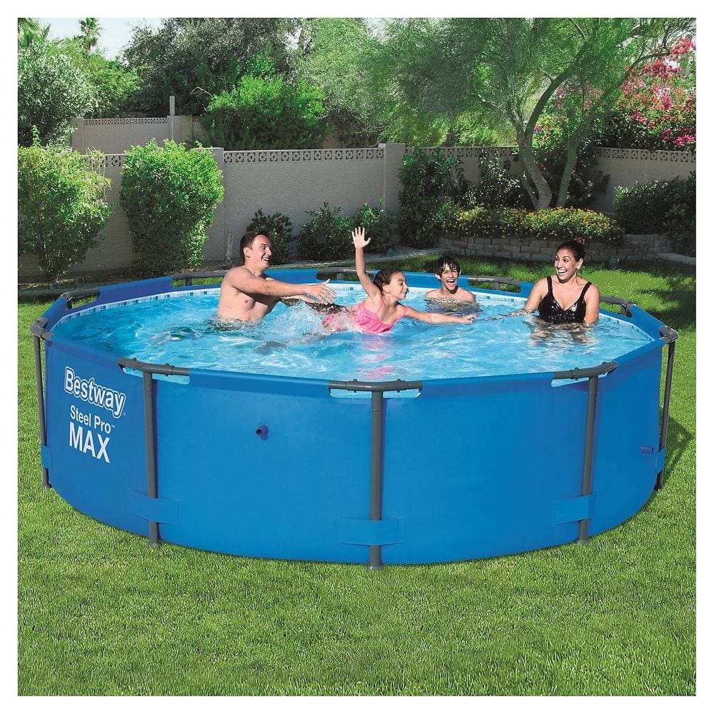Piscina Estrutural Redonda de 4.678 Litros para 5 Pessoas