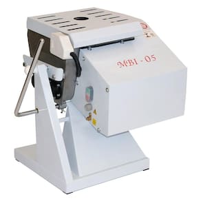 Amassadeira Semi Rápida (Lenta) Bivolt 05 kg MBI05 - Gastromaq