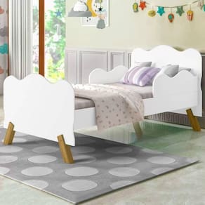 Cama juvenil infantil com pés em madeira e barras onduladas