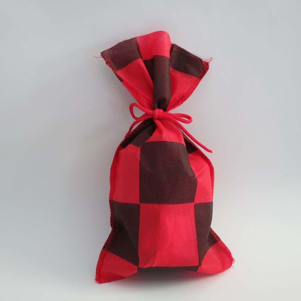 SACO PARA LEMBRANCINHA ESTAMPADO QUADRICULADO VERMELHO/PRETO 0,13X 0,25 m
