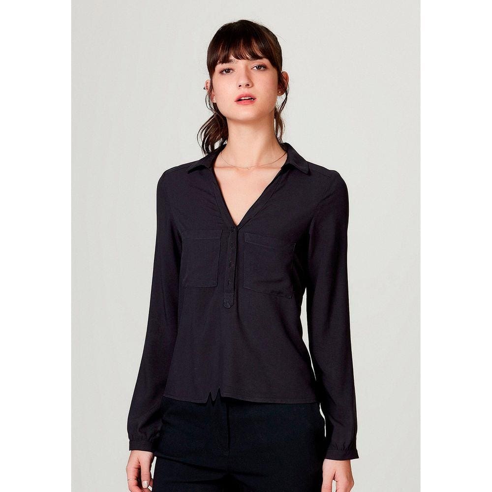 Camisa Básica Feminina Com Bolsos Frontais