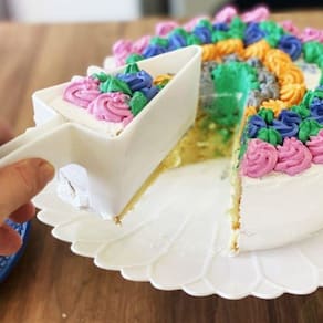 Fatiador de Bolo Triangular - ficou mais fácil e prático cortar bolos em tamanhos iguais