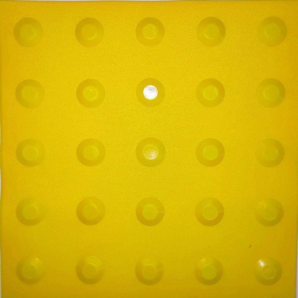 Piso tátil Alerta PVC Amarelo 16 peças 25x25cm Nbr9050
