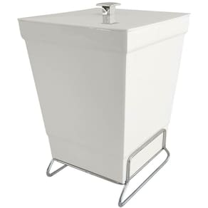 Lixeira Para Banheiro Plástica 6,5l Cesto De Lixo Com Tampa Branca