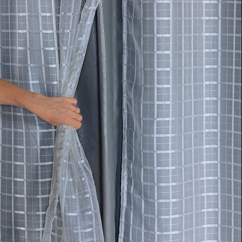 Cortina Blackout prata com Voil Xadrez 2,80 m x 1,60 m Cinza