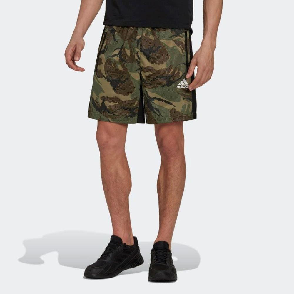 short adidas camuflado