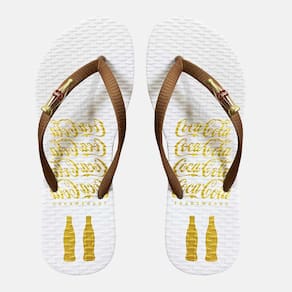 Chinelo Coca Cola Metallic Bottle Feminino Branco e Cobre