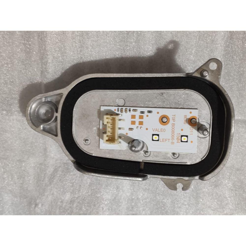 Módulo Led Do Farol Esquerdo Audi Q5 2014 2015 2016 2017 Drl