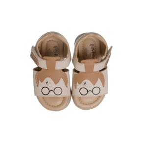 Sandália Infantil Ortopé Carinhoso Harry Potter Nude e Caramelo