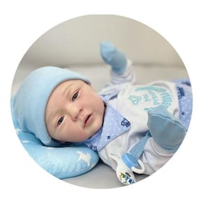 Bebê Reborn Menino Silicone Realista Toma Banho Carequinha