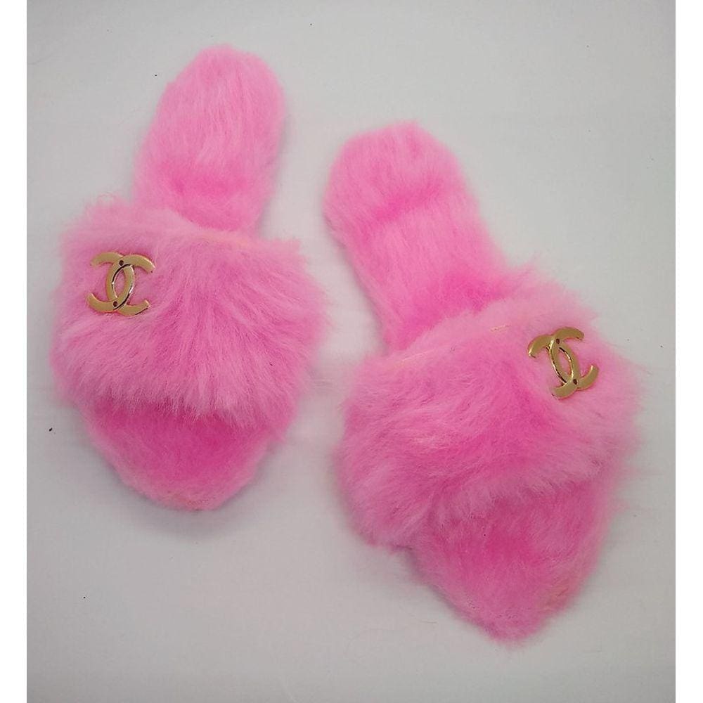 Chinelo Maternidade pantufa cruzada de pelúcia pelo alto com aplique inverno Sol la Fiore