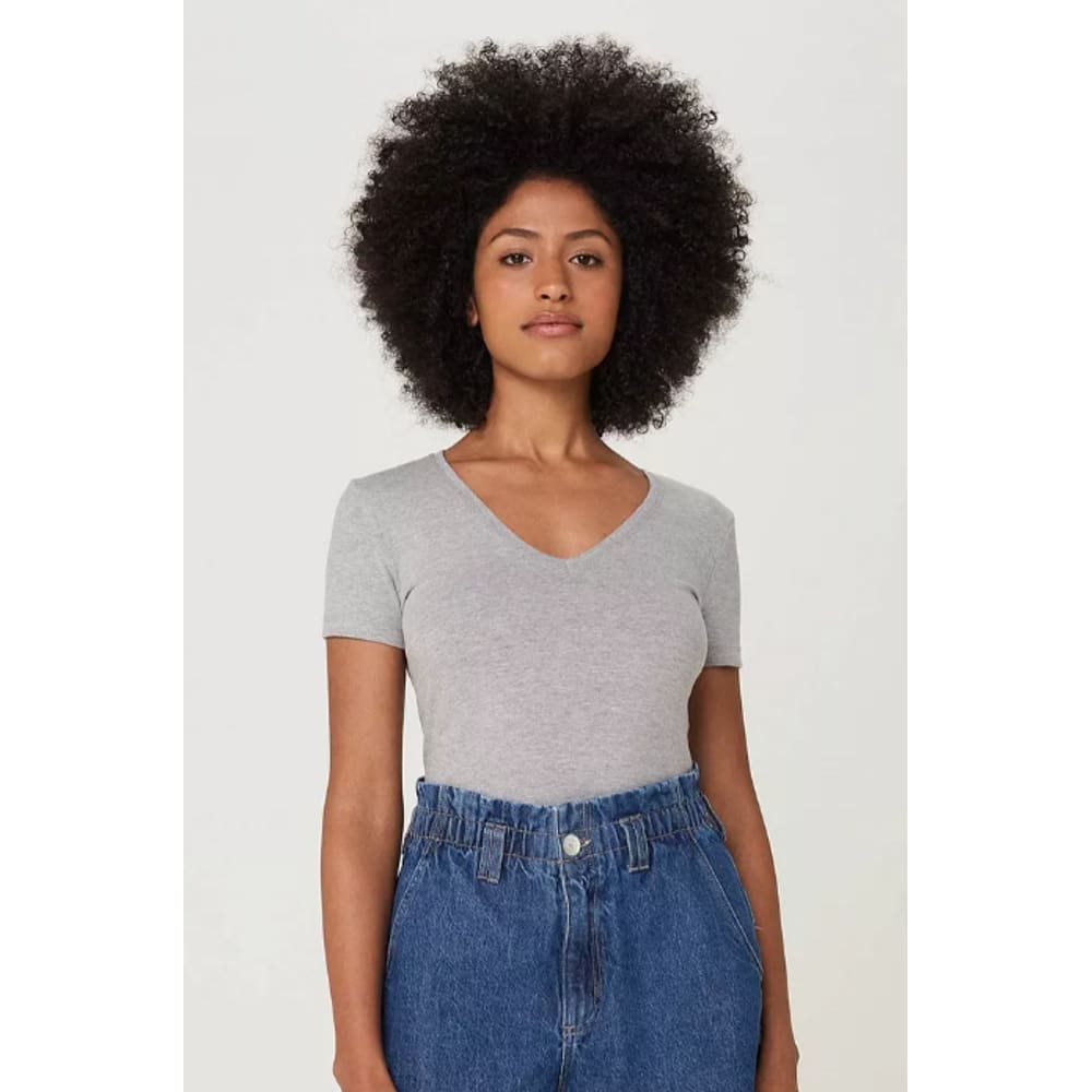 Camiseta Feminina Básica Decote V Com Elastano Hering
