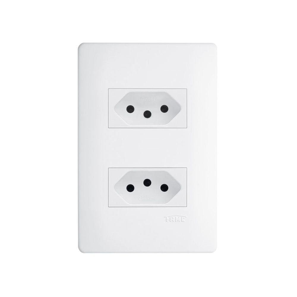 Tomada Dupla Fame Habitat 2P+T 20A com Placa 4x2 Branco