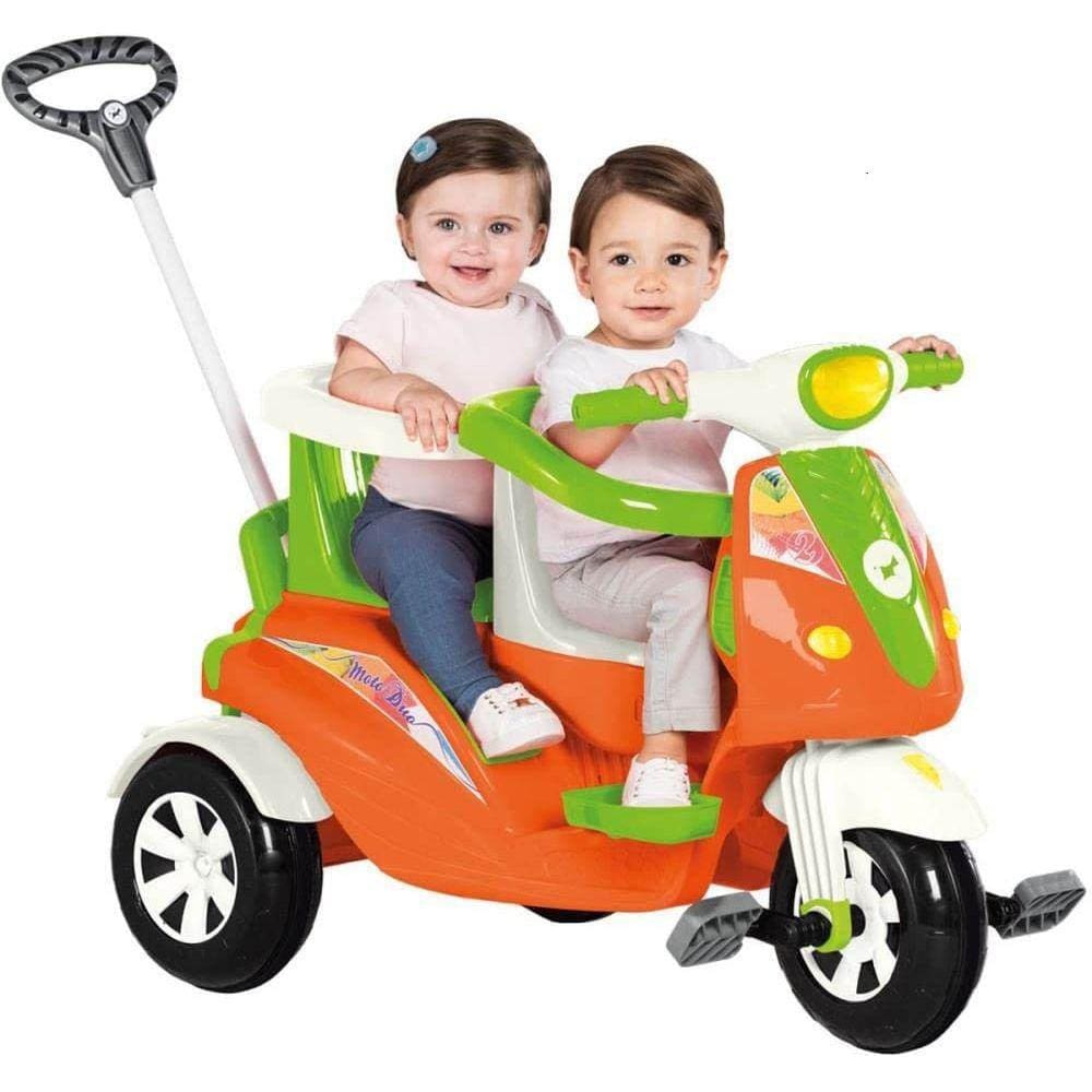 Triciclo Infantil para 02 Crianças Moto Duo - Calesita