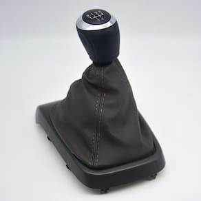 Kit Coifa C/ Manopla De Câmbio Para O Carro Chevrolet Spin 2013-2018 Cinza Com Base Cinza Escuro C/ Bola - Aro Cromado Preta (Enc. Parafuso))