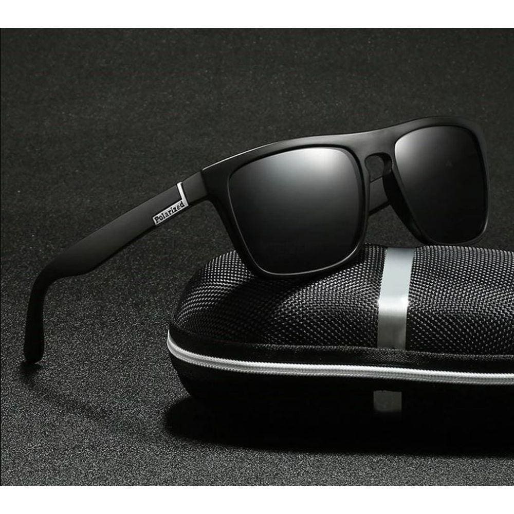 Preços baixos em Óculos de Sol Masculino Polarizado Oakley Juliet