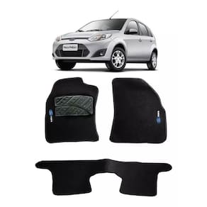 Jogo Tapete Carpete Ford Fiesta 2008 a 2014 com Logo Bordado Preto