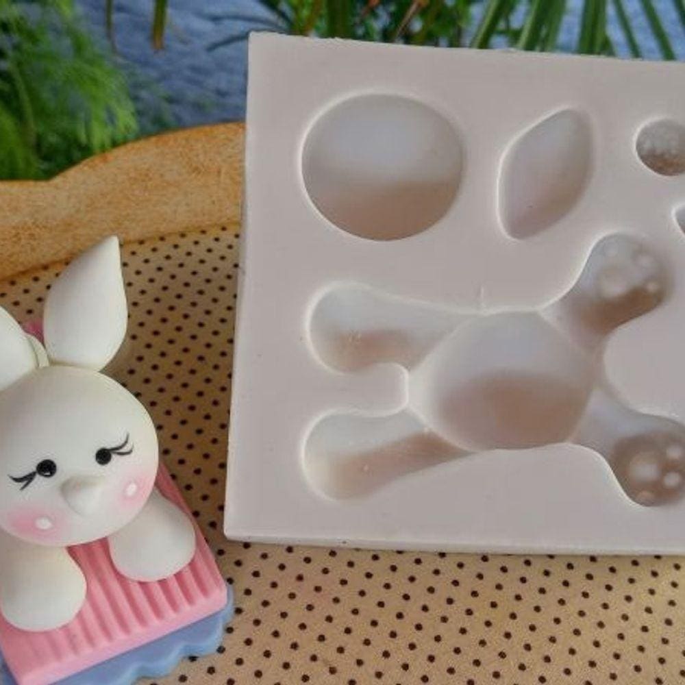 Molde Silicone Coelho da Páscoa Deitado