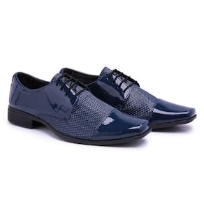 Sapato Social Verniz Moda Chic com Textura Cadarço e Bico Quadrado