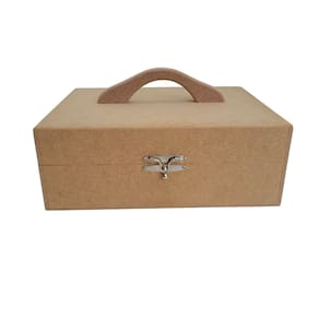 Maleta para 36 esmaltes com alça 31,5x24,5x11,5cm - Jeito Próprio Artesanato