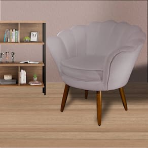 Poltrona Decorativa Estofada Para Quarto Closet Pétala Suede Rose - LM DECOR
