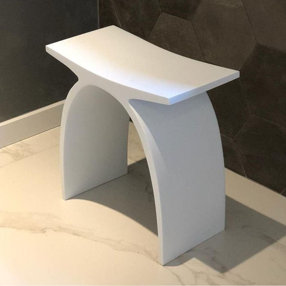 Banqueta Arc Em Resina Branco Fosco