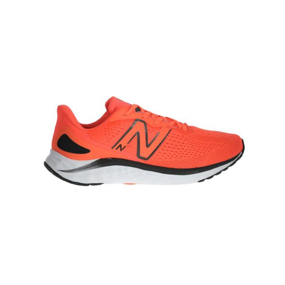 Tênis New Balance Fresh Foam Arishi V4 Coral