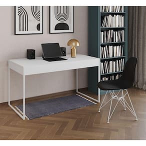 Escrivaninha Industrial Escritório Malta Branca 137X53Cm Com 1 Cadeira Preta Base Ferro Cor: Branco