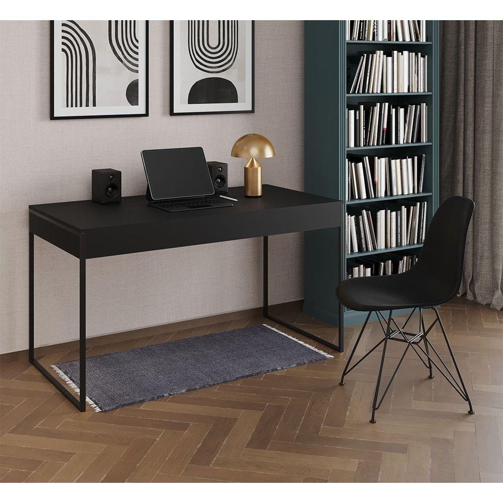 Escrivaninha Industrial Escritório Malta Preta 137X53Cm Com 1 Cadeira Preta Base Ferro Cor: Preto