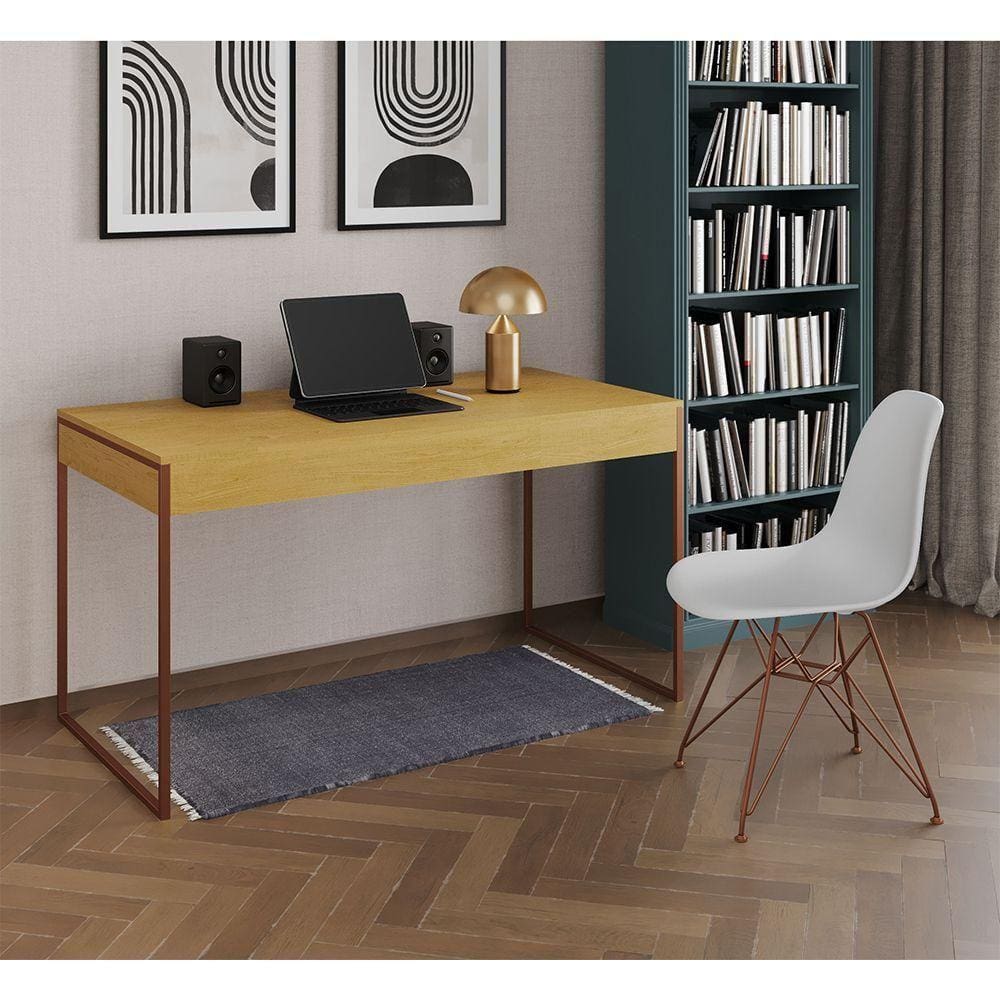 Escrivaninha Industrial Escritório Canela 137X53Cm Malta Com 1 Cadeira Branca Base Cobr Cor: Canela