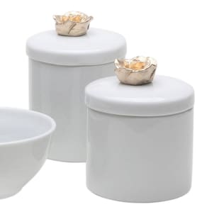 Potes, Molhadeira e Porta Álcool Gel Florzinha Dourada Bebê