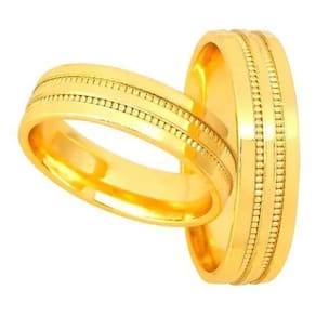 Par De Alianças Banhada Ouro 18K 5Mm Com Dois Frisos