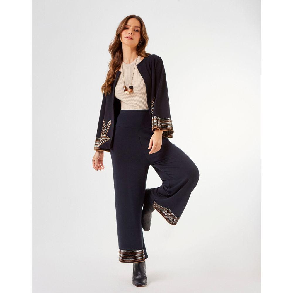 Calça Zinzane Feminino Pantacourt Bordado Barrado - Preto