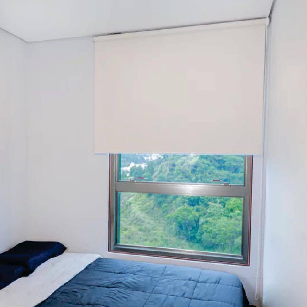 Persiana Rolo Blackout Pinpoint Bege - 2,40m x 1,70m