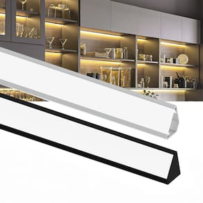 Perfil de Sobrepor Taschibra Fita de Led Spire L30 Preto Com 1 Metro