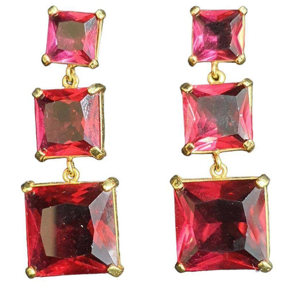 Brinco Beth Zirconias Marsalas Folheado A Ouro