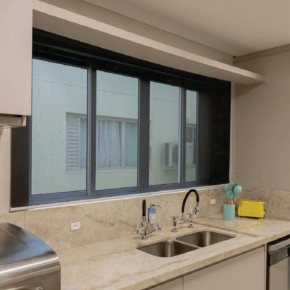 Persiana Rolo Screen 3% Preto - 1,30m x 2,60m