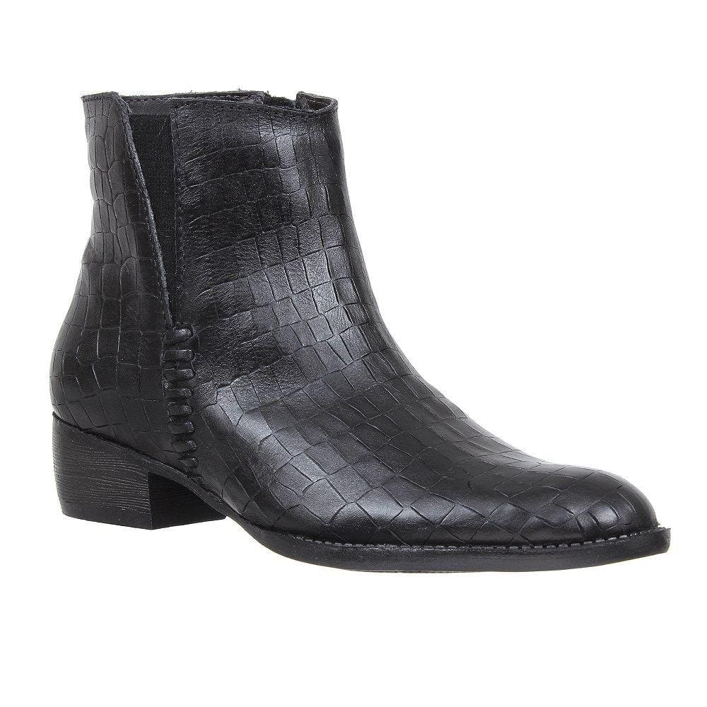 Botina Feminina Jacaré Bico Redondo Preta Cow Way 26758