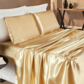 Jogo De Cama Lençol Romance Casal Padrão 04 Peças Tecido Cetim Charmousse Brilhante - Dourado