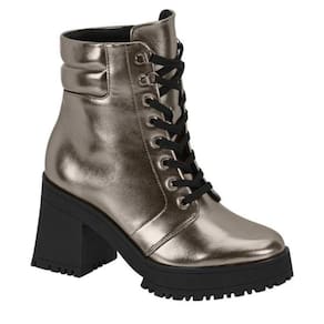 Bota Coturno Vizzano P/ Se Destacar No Look Com Salto Grosso