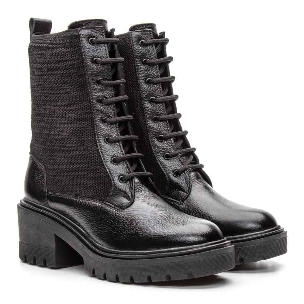 Bota Confortável Com Sola Tratorada M&D Store Cano Médio Fecho em Cadarço