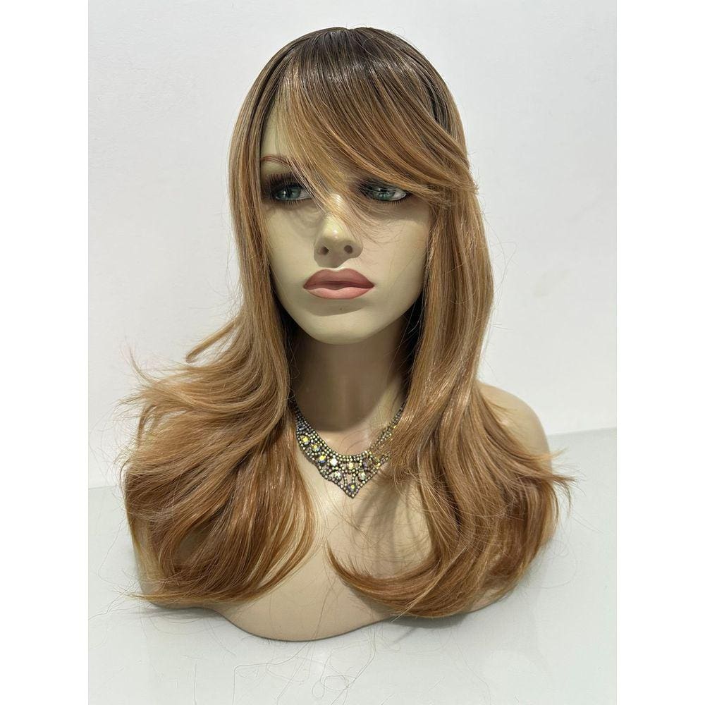 Peruca ombre hair loira escuro com franja repicada ondulada