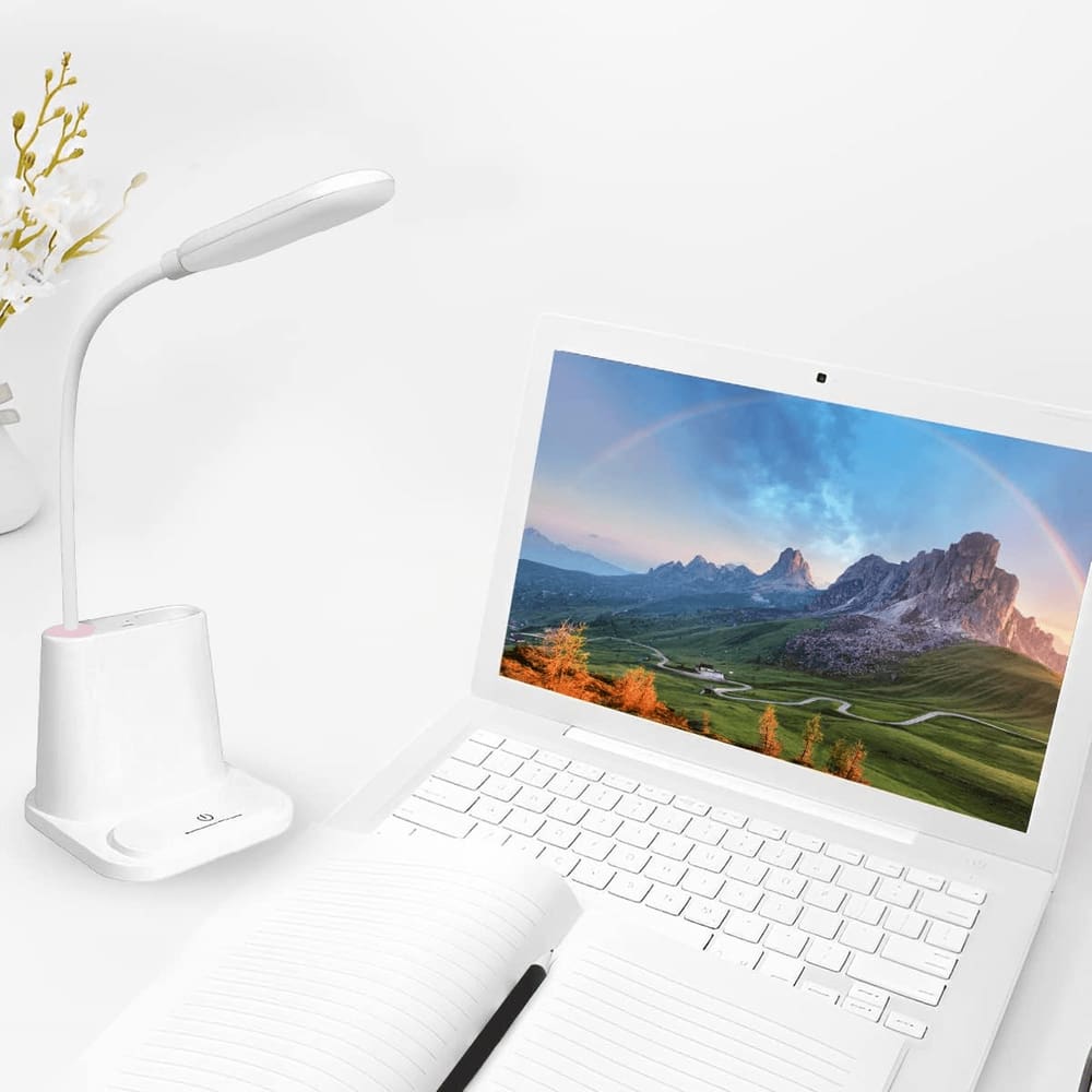 Luminária Com USB Porta Canetas Luz Branca e Fria