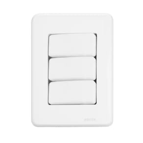 Interruptor Triplo Simples 10A 4X2 – Perlex