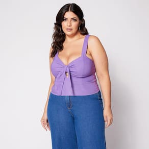 Blusa Cropped de Alça Plus com Nó e Bojo Lilás