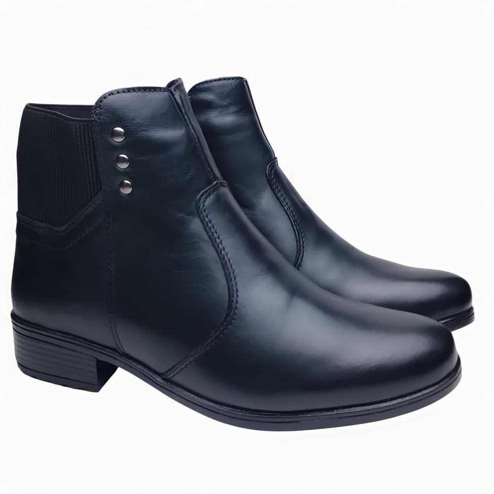 Bota Cano Baixo Couro Detalhe Elastico Cor Preto