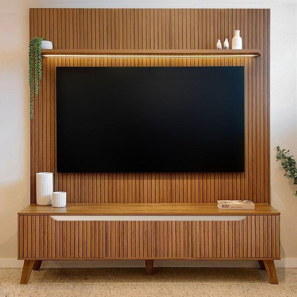 Rack com Painel para TV até 75 Polegadas com LED Impressão Ripada 3D Liverpool Pinho/Off White