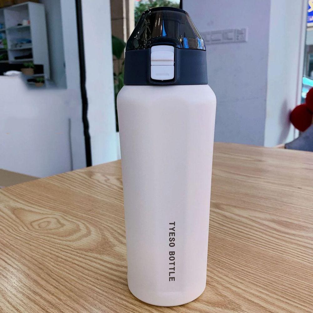 Garrafa Térmica em Aço Inoxidável Tyeso Academia 600ML